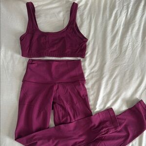 Aritzia Butter Leggings and Sports Bra Set